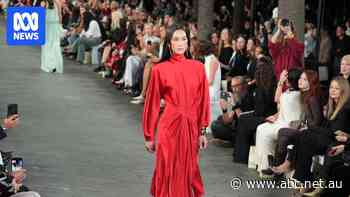 Carla Zampatti's legacy lives on at 60th anniversary runway show