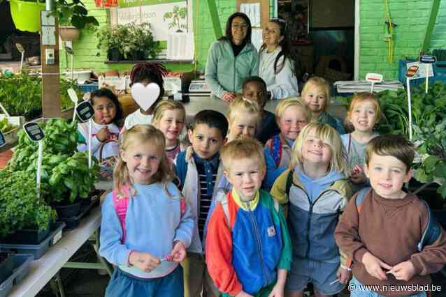 Leerlingen leren alles over groenten en kruiden
