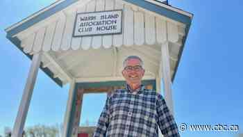Locals band together to rebuild clubhouse that burned down on Ward's Island