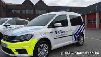 Fietser en auto botsen