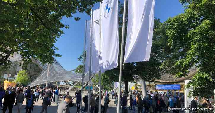 BMW stellt sich 3000 Aktionären