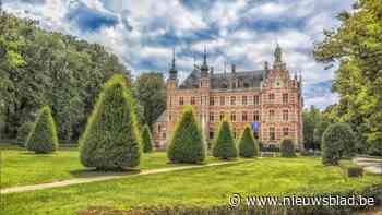 Kom genieten van een picknick in het park aan gemeentehuis