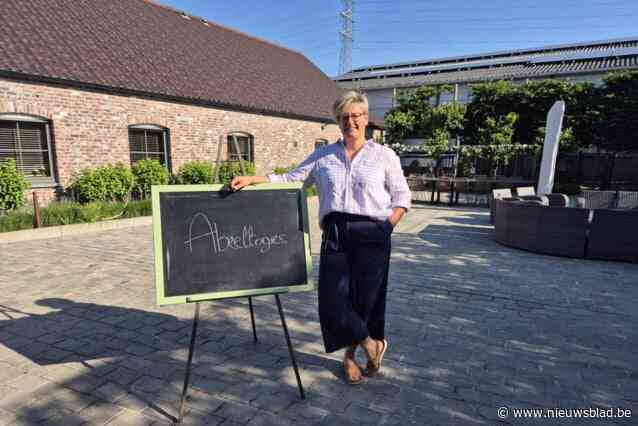 Kelly (41) tovert B&B van haar ouders om tot vakantiewoning Abeellogies: “Ik heb heel mooie herinneringen aan deze plek”