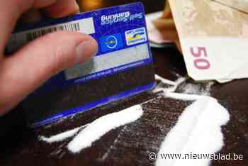 Man krijgt 37 maanden voor dealen vanuit bestelwagen, maar vraagt in beroep werkstraf: “Wij buigen het hoofd diep”