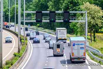 Opening spitsstrook E313 start met valse noot: na twee uur al dicht door botsing