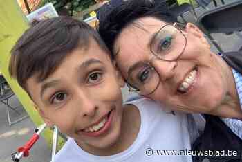 Busrit van 3 uur wordt een van 20 minuten, Ruïz (13) krijgt hulp uit onverwachte hoek: “We hadden geen andere oplossing”