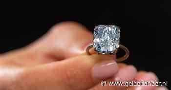 Zeldzame blauwe 10,3-karaats diamant levert 19 miljoen euro op