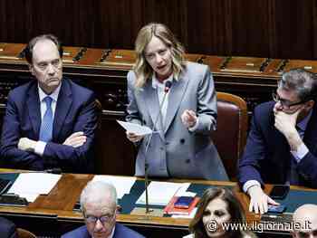 "Ora antimilitarista, prima era un altro". Meloni smaschera Conte in Aula