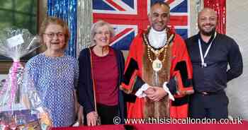 VE Day anniversary remembered with 1940s garden party