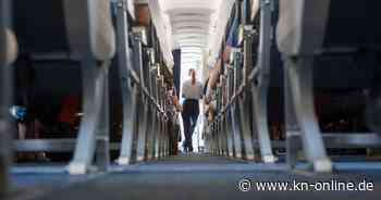 Schlafen auf dem Kabinenboden im Flugzeug: Ist der Tiktok-Trick erlaubt?