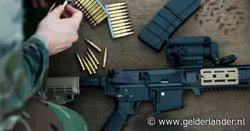 Hans was beretrots op hoe snel hij munitie ritselde voor het leger, nu zit hij in de cel vanwege corruptie