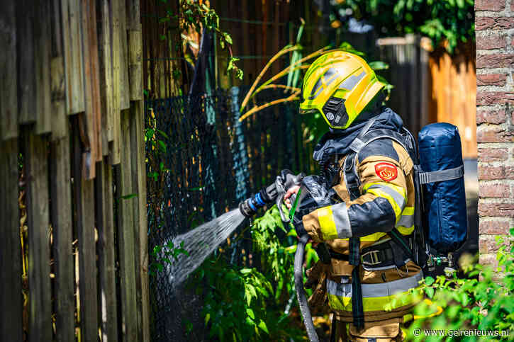 Brand in achtertuin veroorzaakt flinke schade