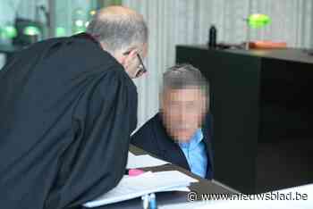 Van examenfraude verdachte magistraat smeekt om tweede kans: “Ik ben al alles kwijt. Sla me alstublieft niet dood”