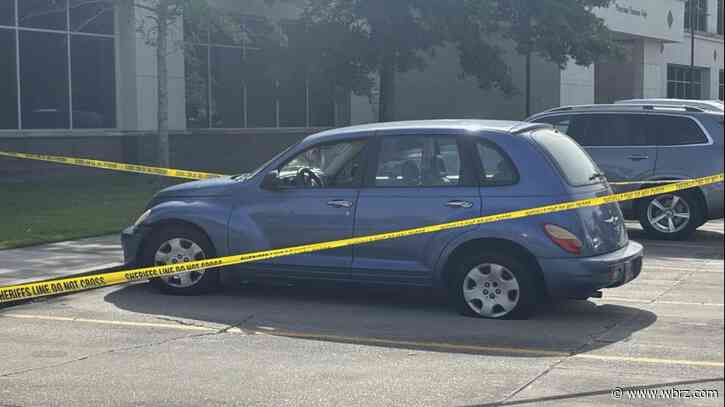 Two men hurt in shooting at Bluebonnet Ridge Apartments