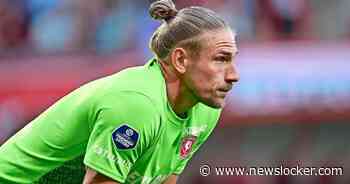 AZ mede dankzij gigantische blunder FC Twente-goalie Lars Unnerstall langs tukkers in Enschede