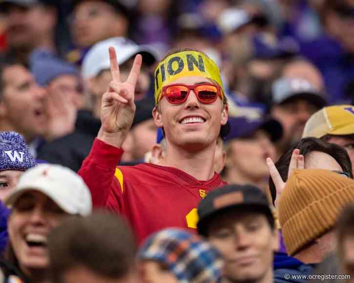 Swanson: USC student-superfan Crash ‘CrashLit’ Collier brings the energy