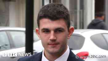 Teenager admits causing fatal crash on A977