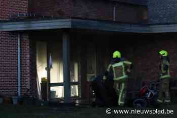 Oorzaak ligt vermoedelijk aan defecte airfryer: woning van gezin met drie kindjes tijdelijk onbewoonbaar