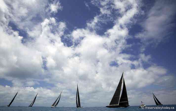 Naples will host the next America’s Cup in 2027