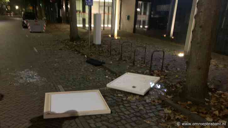 Zeefdrukken van Warhol nog steeds spoorloos na plofkraak op galerie