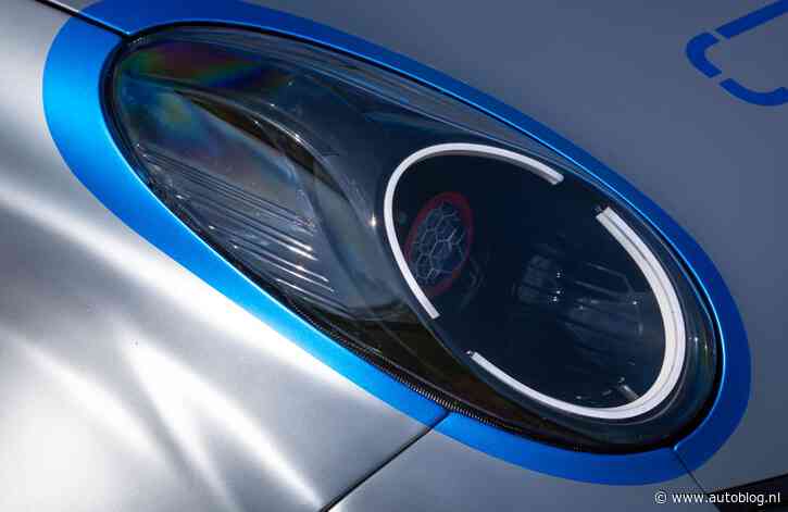 23 jaar oude hot-hatch met V6 wordt nieuw leven ingeblazen!