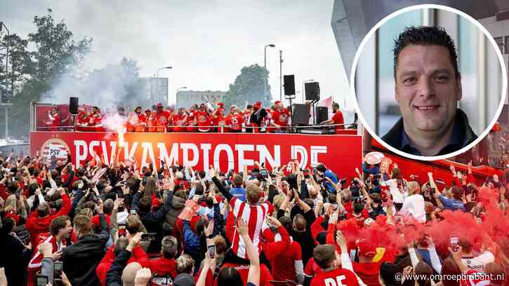 De platte kar kan van stal, en dat gaat deze man doen