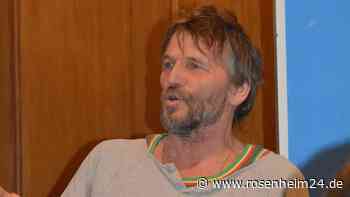 Hans Söllner wettert gegen Straßenreinigungsgebühr – die Stadt macht ihm ein verlockendes Angebot