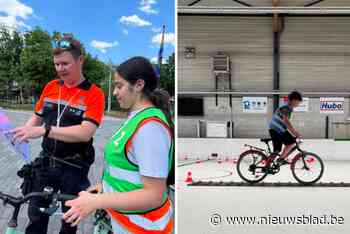 Kunnen leerlingen zelfstandig de weg op? Politie gaat het na met fietsexamen: “Toch 90 procent is er klaar voor”