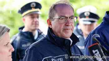 Innenminister Dobrindt: Zurückweisungen um 45 Prozent gestiegen