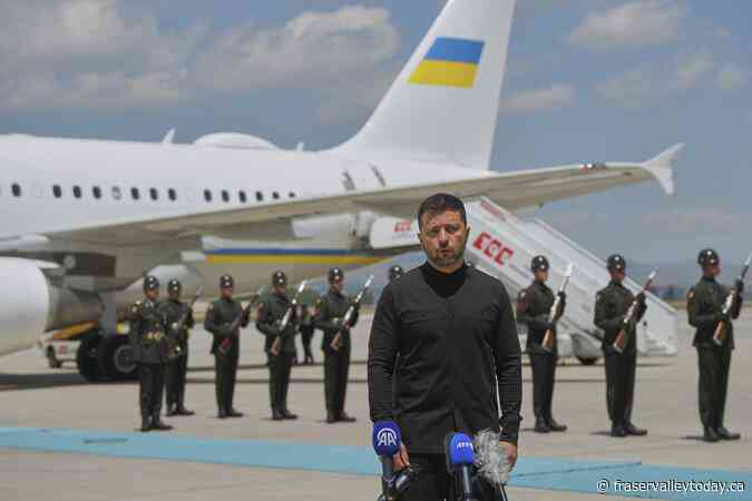 Ukraine’s Zelenskyy says he is sending a delegation to Istanbul for peace talks with Russia