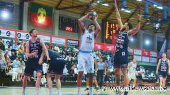Topscorer Jarren Holmes leidt Limburg United naar halve finale: “Die trash talk gaf me alleen maar meer motivatie”