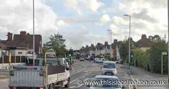 Recap after police cordon off entire road in Collier Row after crash