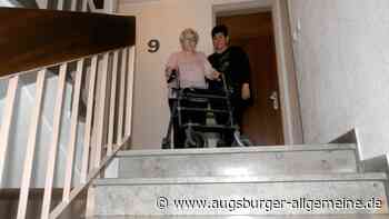 Gefangen in der Wohnung: Augsburger Rentnerpaar verzweifelt im neunten Stock
