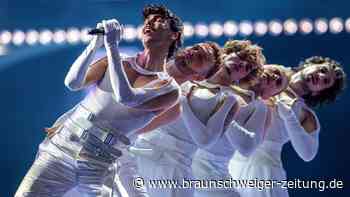 Adonxs aus Tschechien sagt dem Puck beim ESC „Kiss Kiss Goodbye“