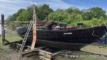 Nach Wassereinbruch: „Uns Ewer“ länger auf der Werft