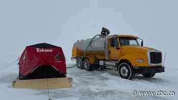 Sicknesses spread as Puvirnituq, Que., struggles to restore water flow through frozen pipe