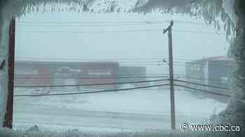 Iqaluit blizzard shuts services, closes schools