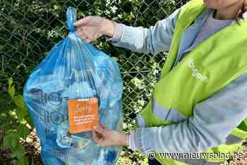 Extra controles op inhoud van pmd-zakken: “We vinden van schoenen tot batterijen”