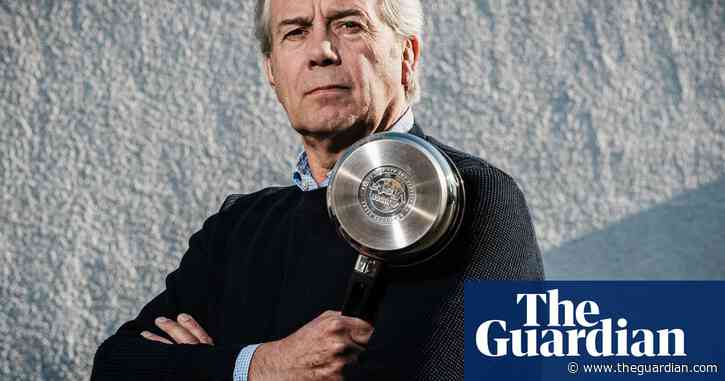 Experience: I fought off a polar bear with a saucepan