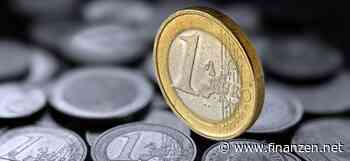 Devisen: Euro legt leicht zu und steigt wieder über 1,12-Dollar-Marke