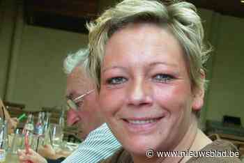 Greet (62) regelde haar afscheid tot in de puntjes: “Samenkomen en snotteren? Nee, ze wou champagne en lekker eten”