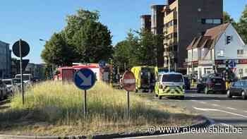 Verkeershinder door botsing met drie wagens op kruispunt in Wilrijk