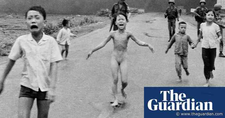 ‘Napalm Girl’ may be work of different photographer, World Press Photo says