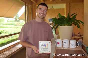 Niet alleen Brugse kasseien populair, ook bordjes langs Loveringem-fietsroute in trek bij souvenirjagers: “Die zijn nochtans te koop bij onze toeristische dienst”