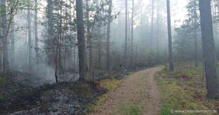 Tennenloher Forst: Brand besteht weiterhin