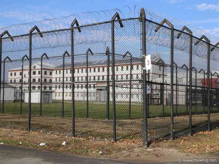 Correctional Service of Canada conducting internal investigation following death of a Kingston officer