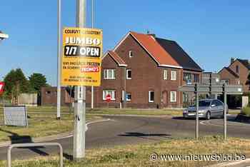 ‘Colruyt gesloten? Jumbo 7/7 open’: supermarkt plaatst borden op parking concurrent om klanten te lokken tijdens tijdelijke sluiting