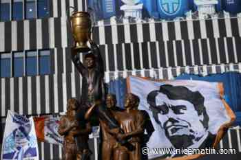 Foot: une statue de Bernard Tapie dévoilée devant le stade Vélodrome