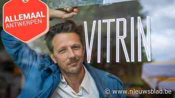 Kenny (48) runt al 16 jaar café Vitrin op Marnixplaats: “Een cafébaas moet alles relativeren”