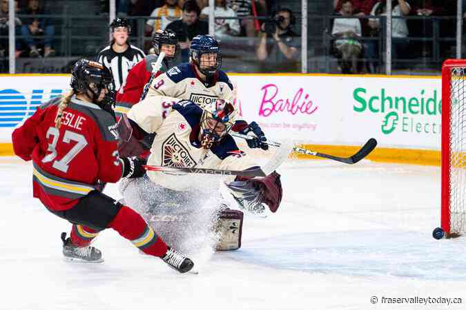 Charge advance to Professional Women’s Hockey League final with 2-1 win over Victoire